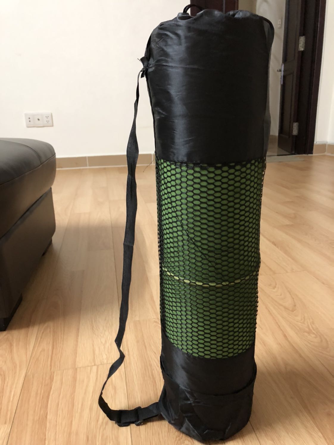 Lần đầu mình nhận sp bị chút lỗi và tiki hỗ trợ đổi hàng, tgian chờ nhận lại hàng hơi bị lâu. Lần 2 mình nhận lại thì ưng ý, hài lòng về sp!