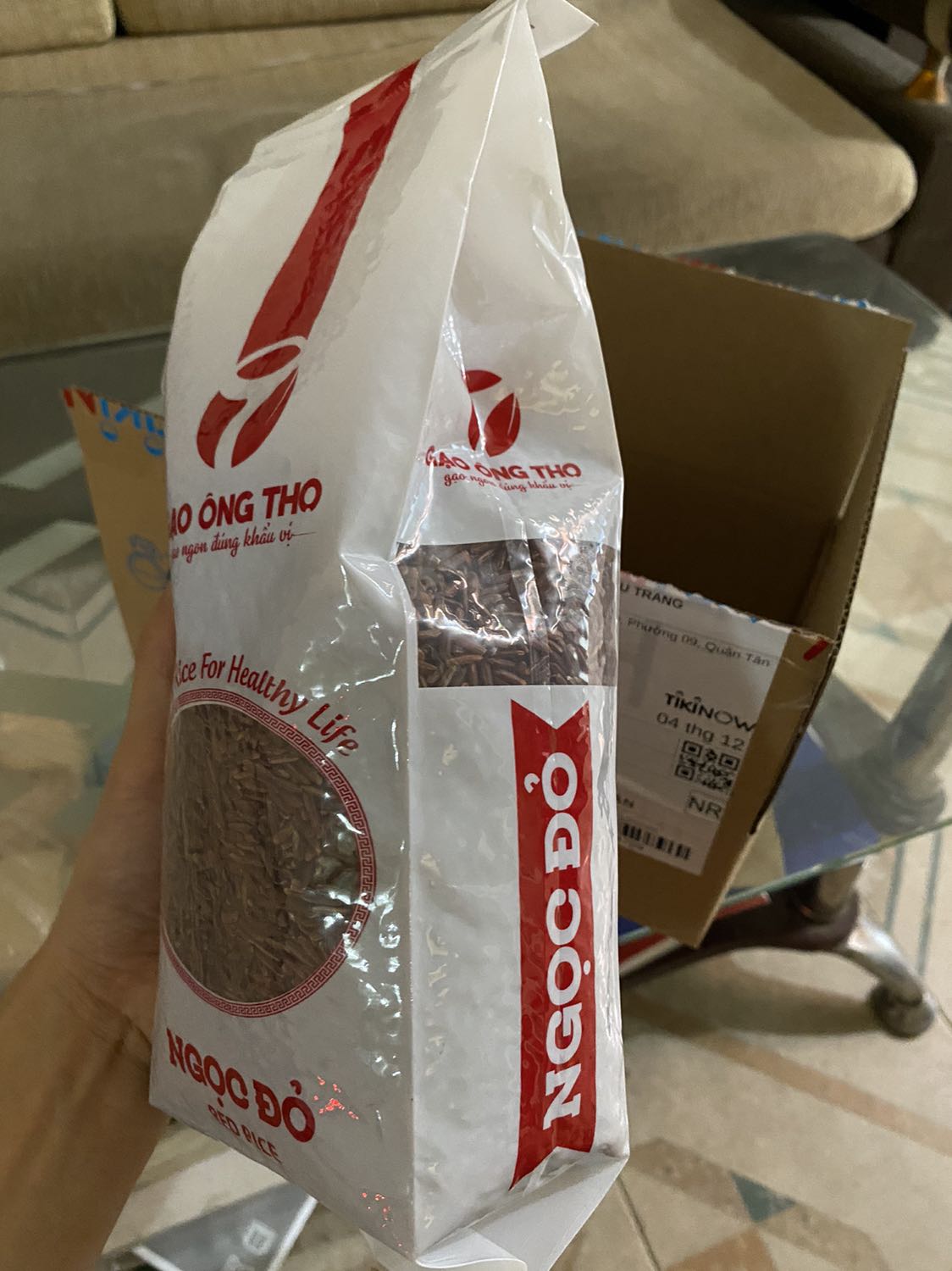 Sản phẩm không còn hút chân không khi nhận được hàng, Tiki hỗ trợ đổi/trả sản phẩm nha. Hướng dẫn sử dụng bảo khi không còn hút chân không thì phải sử dụng trong 30 ngày, giờ mình không chắc sản phẩm bị như này đã được bao nhiêu ngày rồi Sản phẩm không còn hút chân không khi nhận được hàng, Tiki hỗ trợ đổi/trả sản phẩm nha. Hướng dẫn sử dụng bảo khi không còn hút chân không thì phải sử dụng trong 30 ngày, giờ mình không chắc sản phẩm bị như này đã được bao nhiêu ngày rồi