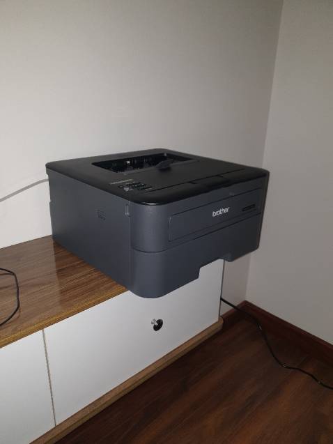 Máy in tốc độ nhanh, in qua mạng in cả được trên điện thoại, dùng rất ok