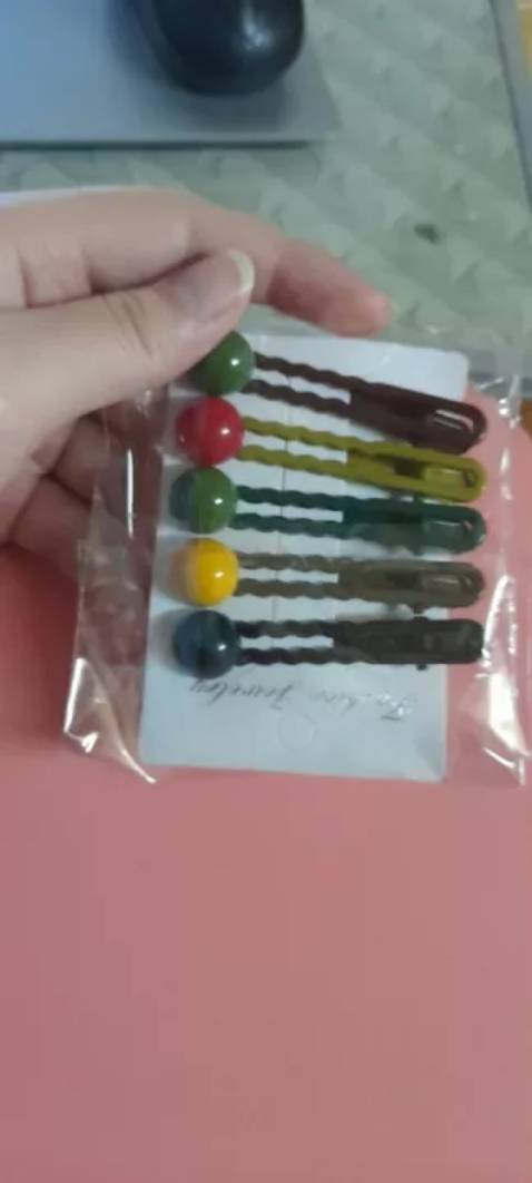 kẹp tóc nasi xinh xỉu, chất liệu cao cấp bền đẹp. Shop có nhiều mẫu xinh cực xinh. Lần sau sẽ mua tiếp. Giá cả phải chăng, rẻ hơn mua ngoài chợ nhiều. Shop giao hàng nhanh, phục vụ tốt