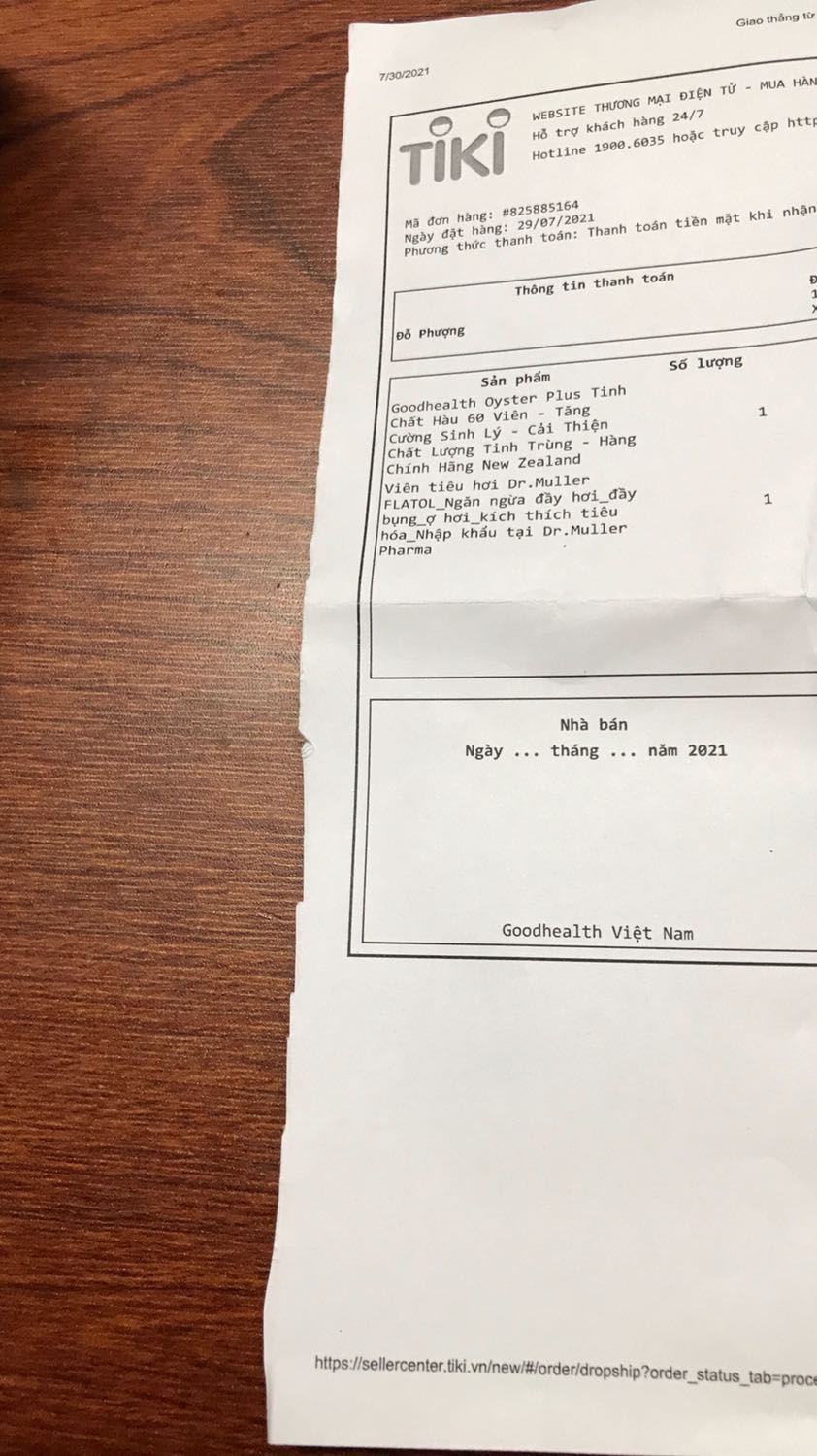 giao hàng thì lâu, nhận về thì tem mác đã bị bóc, không biết có bị tráo thuốc không nữa🥵, 
thêm tờ hoá đơn cắt nhem nhở như *** gặm, ngoài hộp cát-tông không có dán băng keo tiki, 
chán thật sự😮‍💨😮‍💨