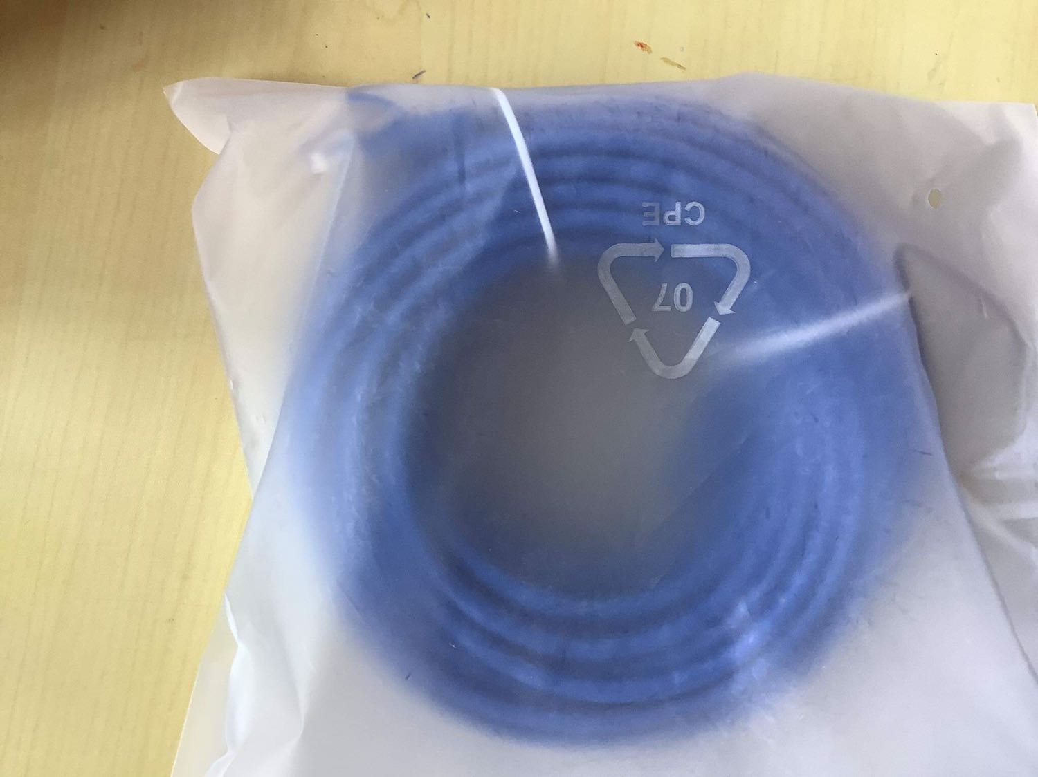 Sản phẩm đóng gói cẩn thận, đẹp mắt. Sản phẩm này đúng như ma tổ. sẽ ủng hộ cho shop lần sau nếu còn sống và còn tiền sau đại dịch này.