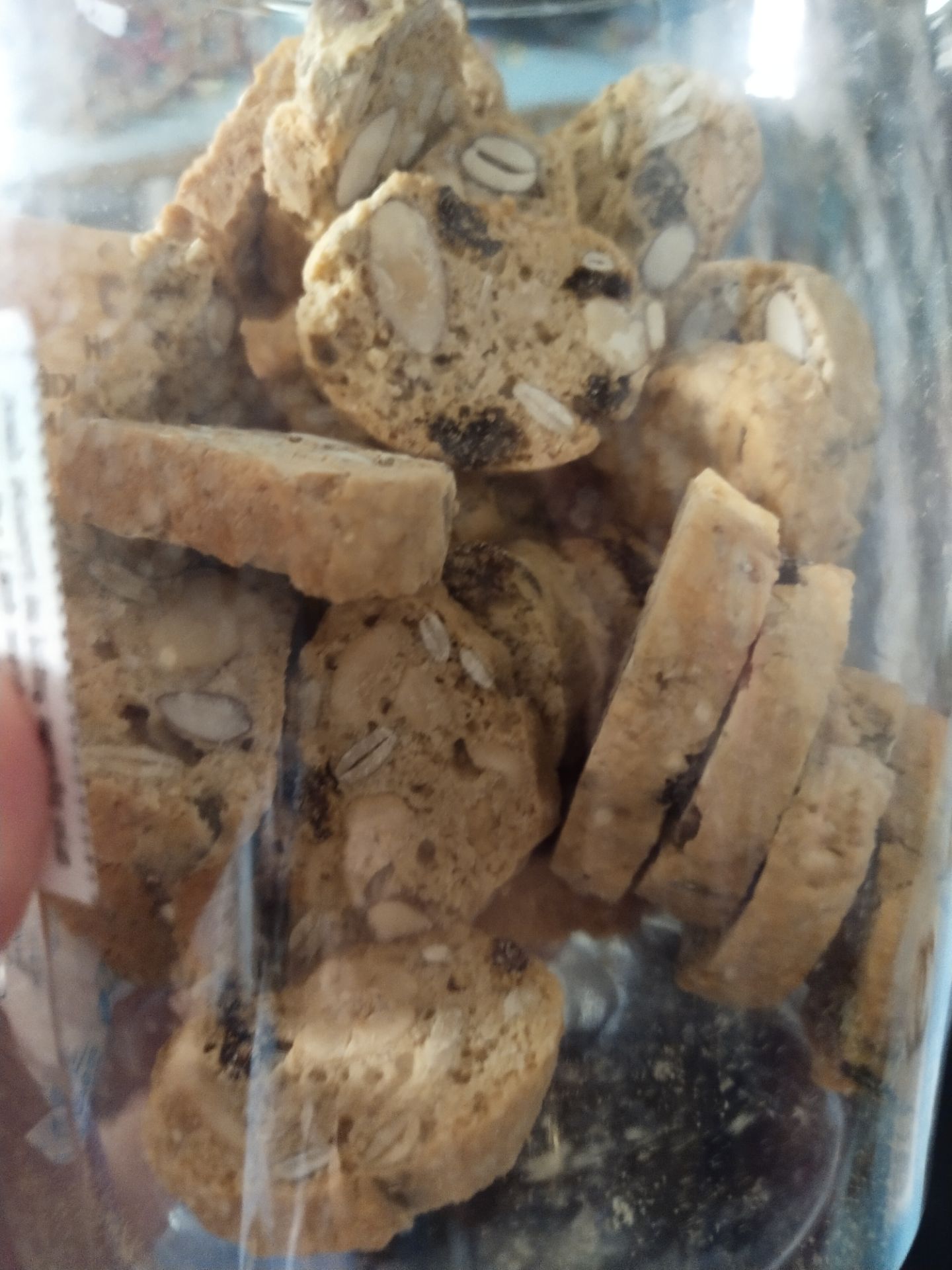 Đồ ăn ngon, giao đầy đủ. Đóng gói sạch sẽ. Rất ưng ý..........Sẽ ủng hộ shop dài ạ.