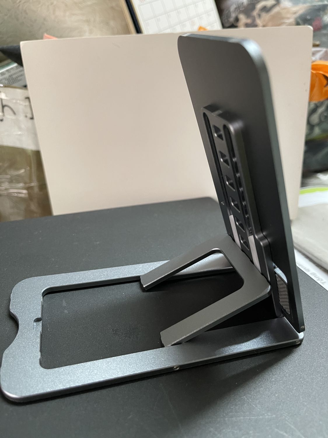 Lần đầu mua trên tiki sp đẹp, màu sắc y hình chất lượng và chắc chắn dù giá có nhỉnh hơn vài chục so vs n' chỗ # nhưng thấy mn feedback tích cực qá bỏ thêm tí mua sự yên tâm và đúng là như mong đợi.