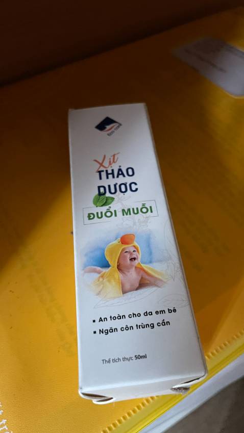 Xịt thảo dược, thân thiện với da, xài ok lắm ạ
Shop tư vấn rất tâm huyết, giao hàng siêu nhanh recomend nha