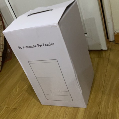 Máy dễ dùng, đẹp , rất tiện mình không phải dậy sớm để cho bé miu ăn mà bé vẫn k  sợ đói nửa! Like