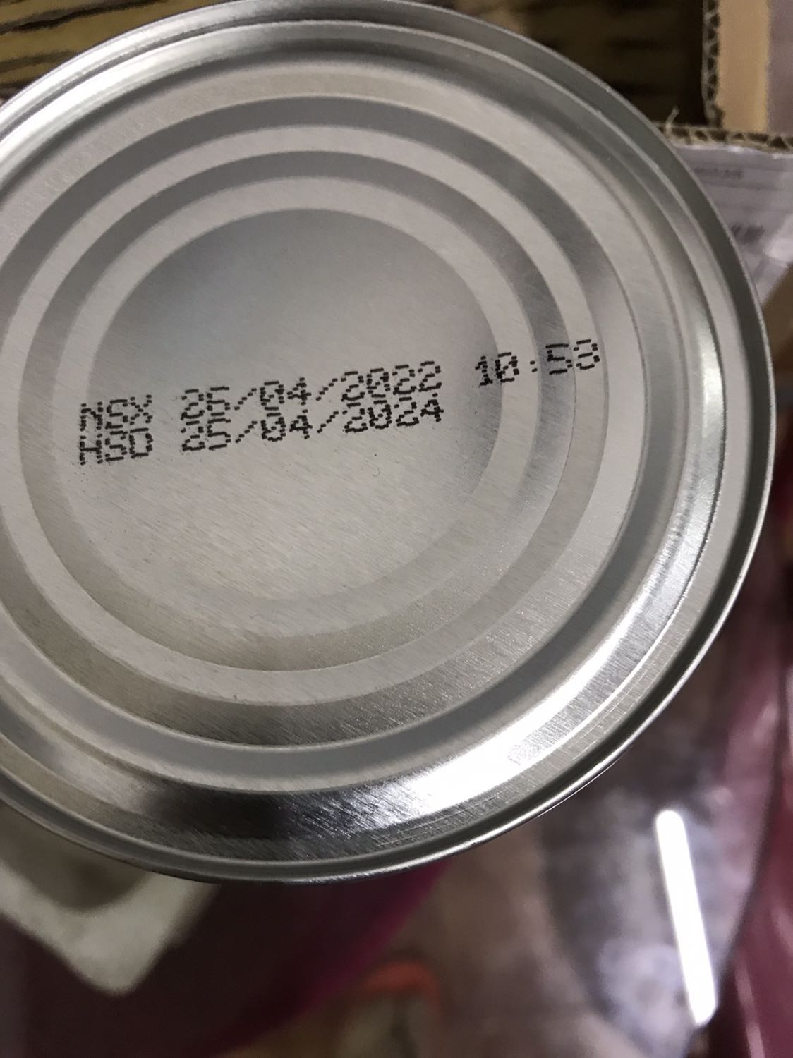 Giao sản phẩm đúng mẫu, đóng gói cẩn thận ,sản phẩm chưa sử dụng nên chưa biết chất lượng, hạn sử dụng xa , người giao hàng thân thiện.....