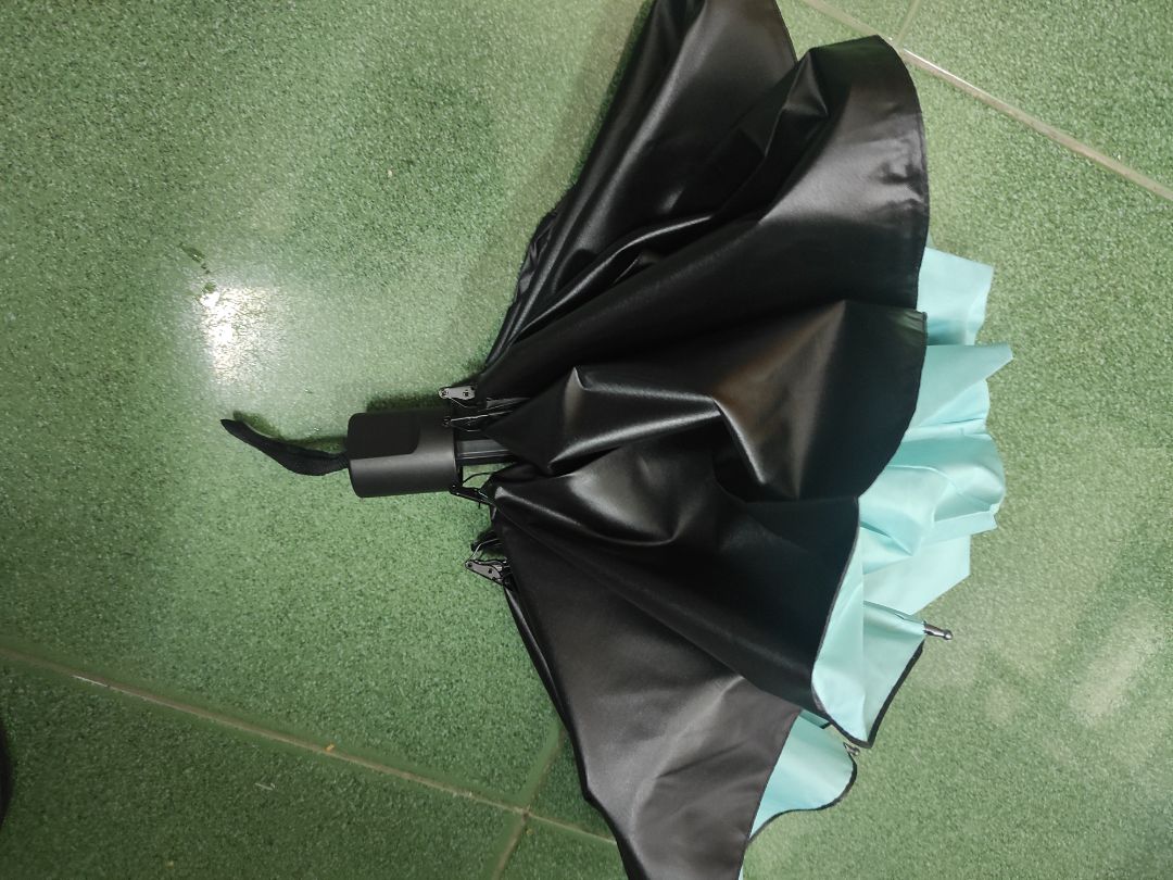 hàng ko đúng như giới thiệu. shop làm ăn thiếu trách nhiêm