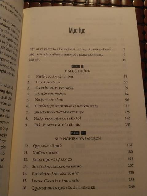 Giao hàng tốt, sách đẹp bìa cứng, nội dung chưa đọc nhưng cảm thấy khá oke, săn sale off đc giảm tới 80k :))))