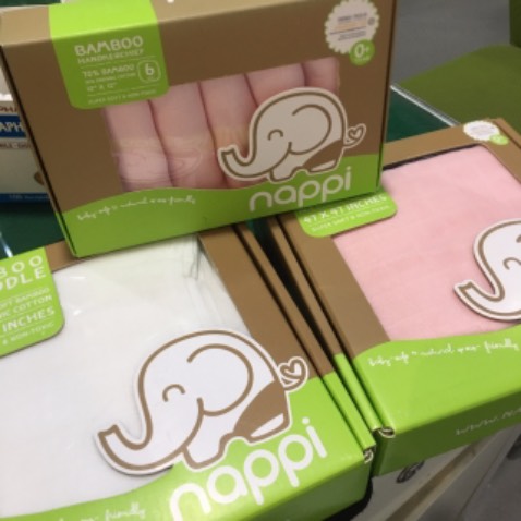 Sản phẩm tốt, chắc là mẫu sx năm cũ nên không có tem của asgoods