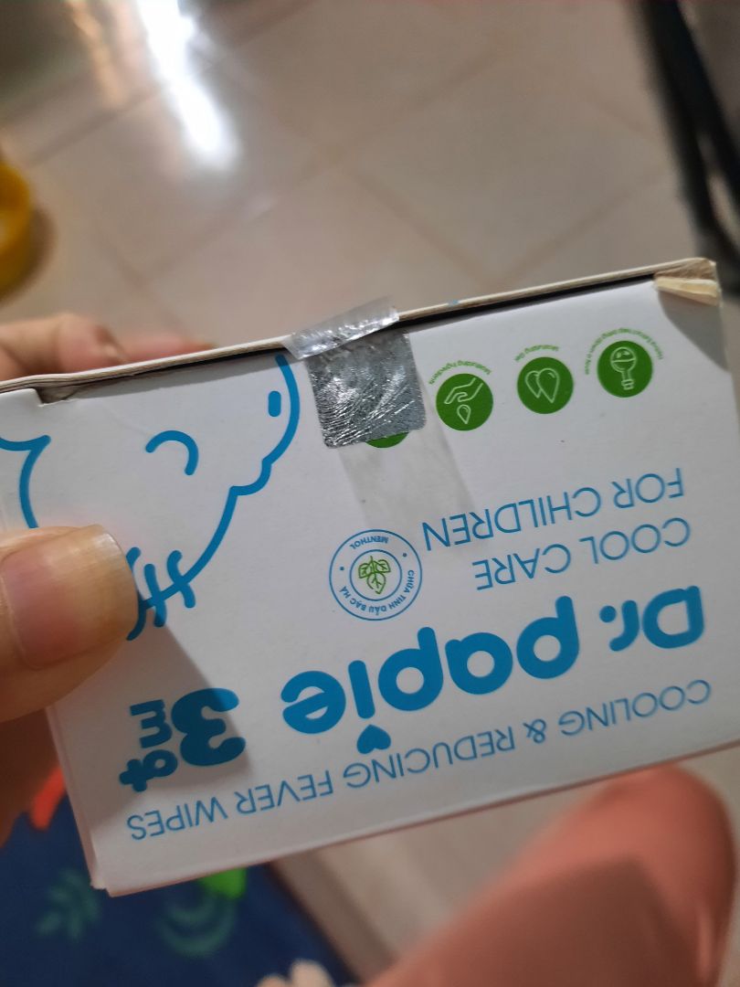 sp có hàng nhái mà tem dán chống hàng giả bung cả 2 đầu rồi sao