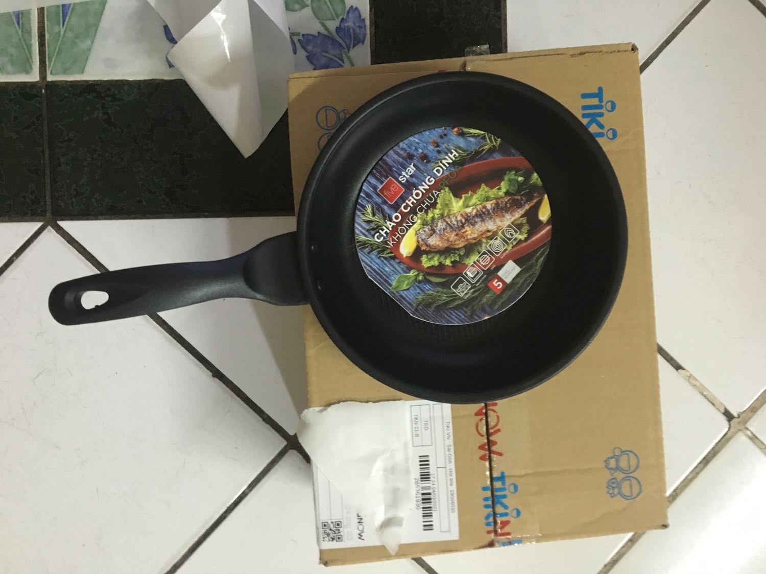 Rất là hài lòng, Tiki giao hàng đúng mẩu, đúng hẹn, đóng gói cẩn thận, nhân viên vui vẻ lịch sự, duy trì như vậy để được nhiều khách hàng