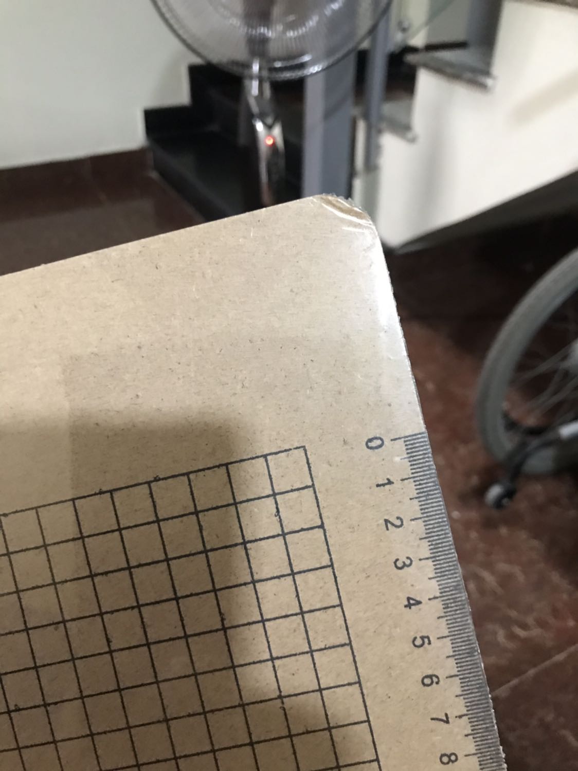 Shop giao nhanh nhưng đóng gói kg cẩn thận,góc bị cấn khi vận chuyển.
Shop lưu ý khi đóng gói gửi cho khách.