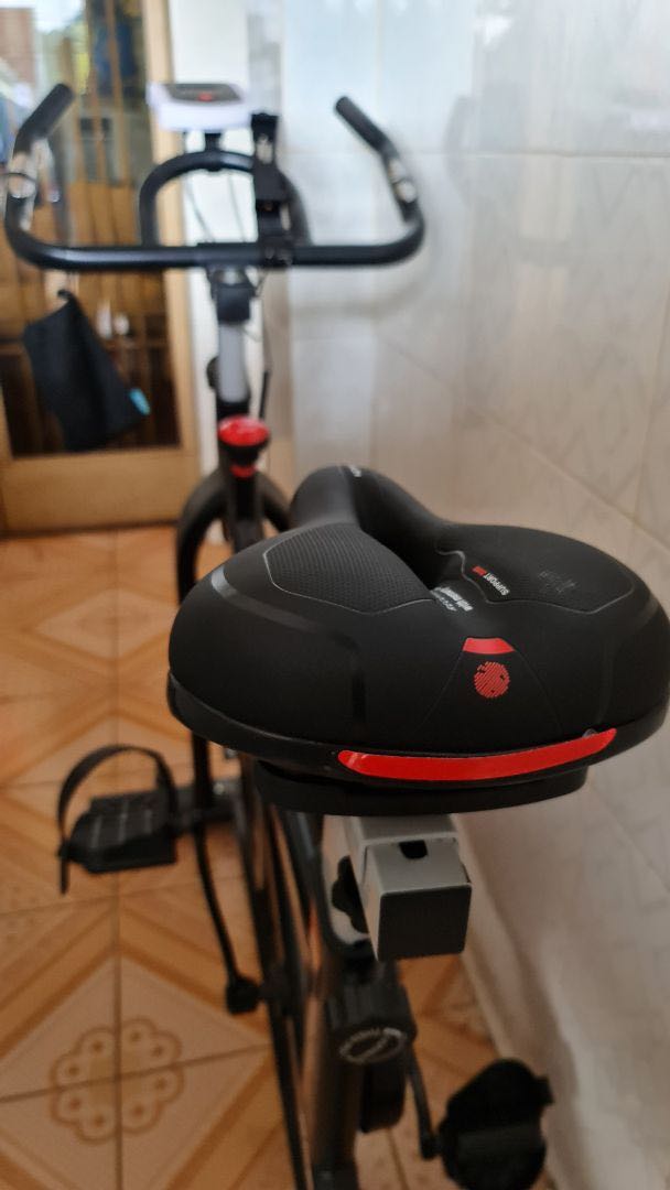 Mua 2 cái yên mà cái nào cũng ưng. Cho bạn 1 chiếc, mình 1 chiếc đều ổn lắm
Ngồi rất êm sướng, êm, dày dặn mà shop cũng hỏi han sau khi nhận được hàng nên thấy rất ok vì chăm sóc khách hàng như vậy là phải rùi
Lò xo dưới yên làm mình ngồi thảm giác rất thoải mái
Nói chung vì store quan tâm khách nên review có tâm lại thui. Có qua lại sau nay nhớ giảm mình nếu mình giới thịu cho nhé