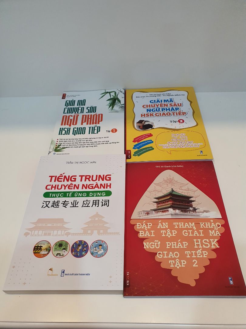 Giao hàng nhanh. Đóng gói ổn. Chất lượng rất tốt. Khuyên các bạn nên mua nếu muốn học Tiếng Trung giỏi. Thanks shop.
