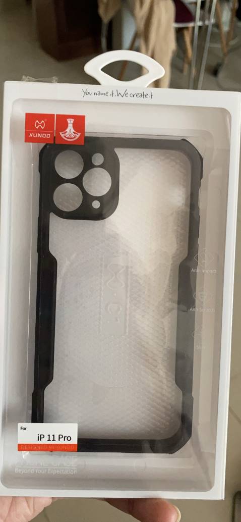 Tôi mua ốp lưng IP 11 Pro Max, nhưng lại giao IP 11 Pro. Yêu cầu đổi hàng ngay cho tôi hoặc trả lại tiền