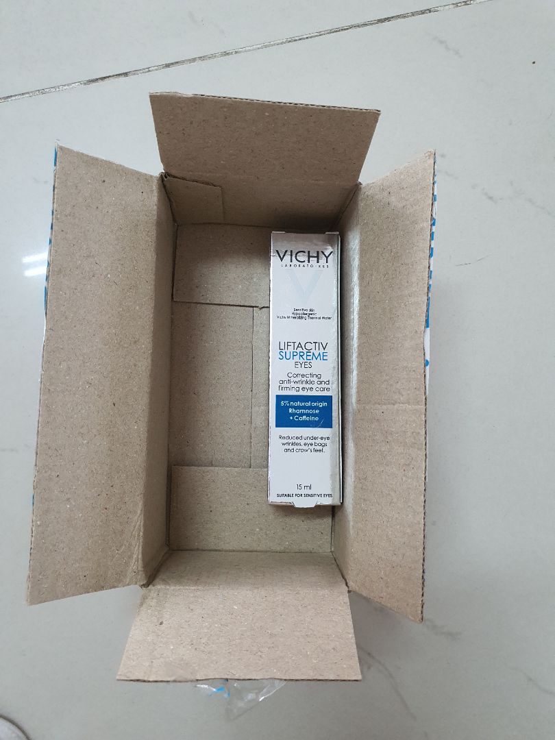 lúc đặt sản phẩm và thanh toán vẫn hiện lên là được tặng thêm chai mẫu thử 2ml. nhưng khi nhận hàng thì lại không có mẫu thử. quá thất vọng và cách làm của shop