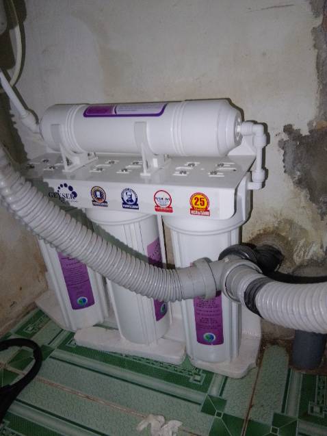 Máy nhỏ, gọn. Nước đầu ra rất mạnh. Dễ dàng lắp đặt. Shop tư vấn rất nhiệt tình. Qua sử dụng *** nước đầu ra ổn định. Nói chung tốt