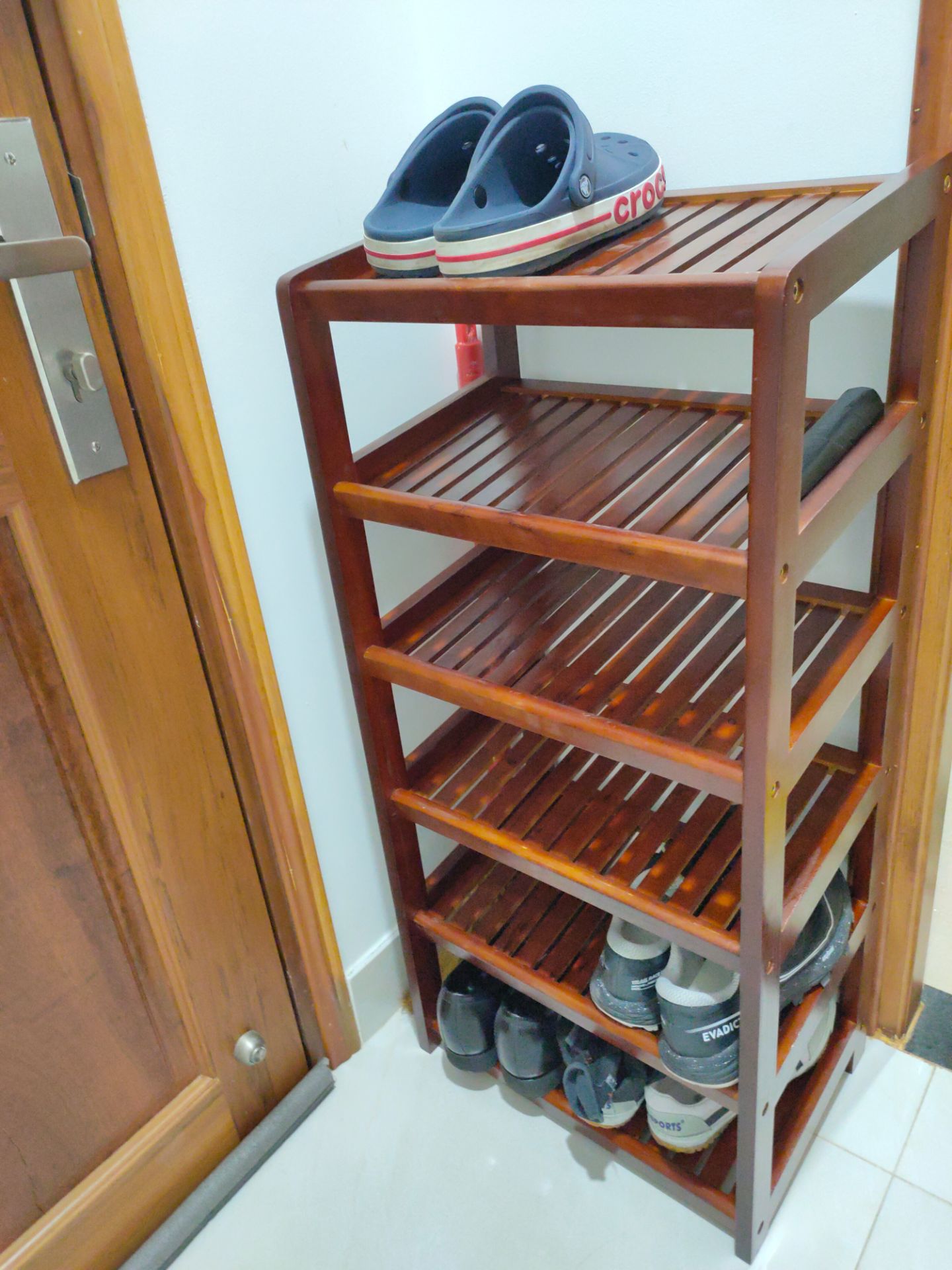 Hài lòng về sản phẩm. Chắc chắn, đẹp.