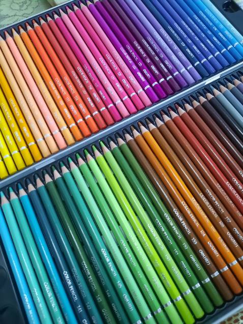 Màu siêu đẹp, siêu xịn, nói chug thì vs hãng deli thì sản phẩm nào cũng làm tôi rất ấn tượng, cảm ơn hãng đã tạo ra những sản phẩm xinh đẹp như thế này để giúp mọi người thỏa sức sáng tạo!!