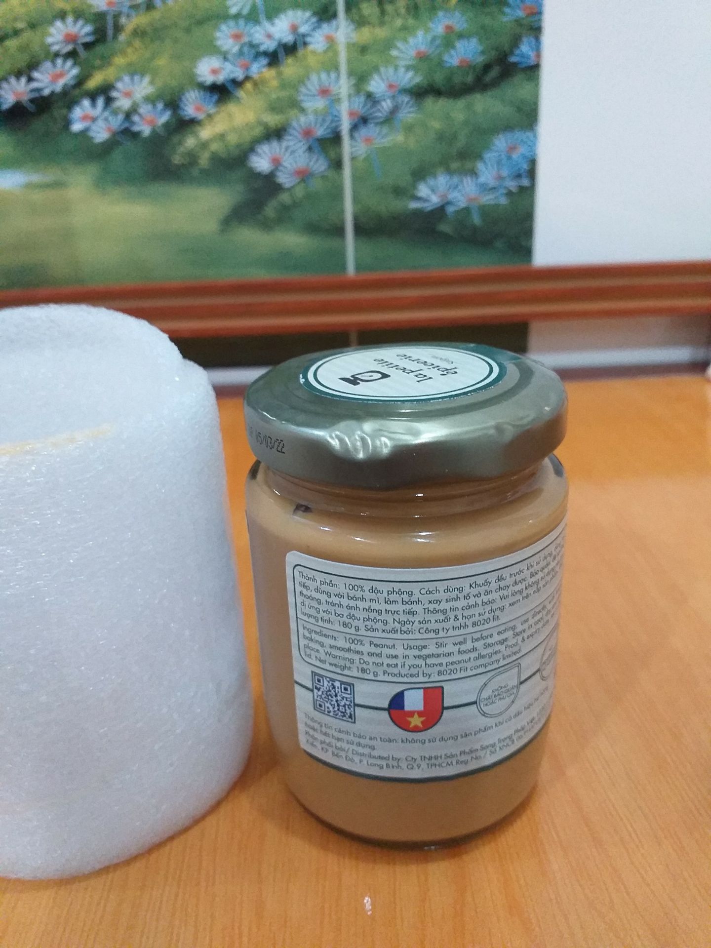 giao hàng nhanh, nhưng đóng gói ko cẩn thận, nắp hộp bị dập móp, rách niêm phong, chảy cả bơ ra ngoài