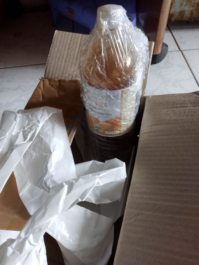 hàng giao nhanh,đóng gói rất kỹ lưỡng, nhận hàng xong hàng còn nguyên vẹn, nhân viên giao hàng tận nơi, hàng mẫu mã tốt. chất lượng  cũng tốt, shop lịch sự có thư cảm ơn