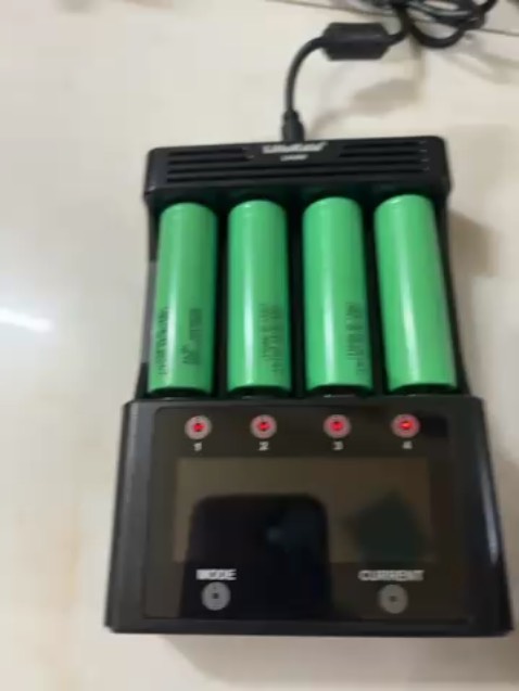 Shop đóng gói rất cẩn thận và giao hàng rất nhanh. Sản phẩm đủ số lượng, đúng miêu tả và chất lượng tốt. Rất hài lòng với sản phẩm này.