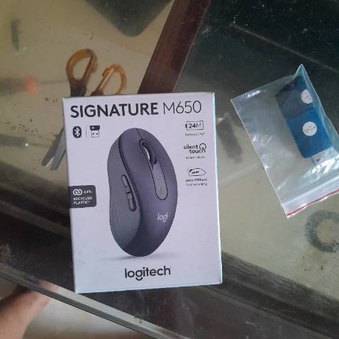 Chuột xịn xò, bắt tín hiệu nhạy, di chuyển mượt, hàng chính hãng