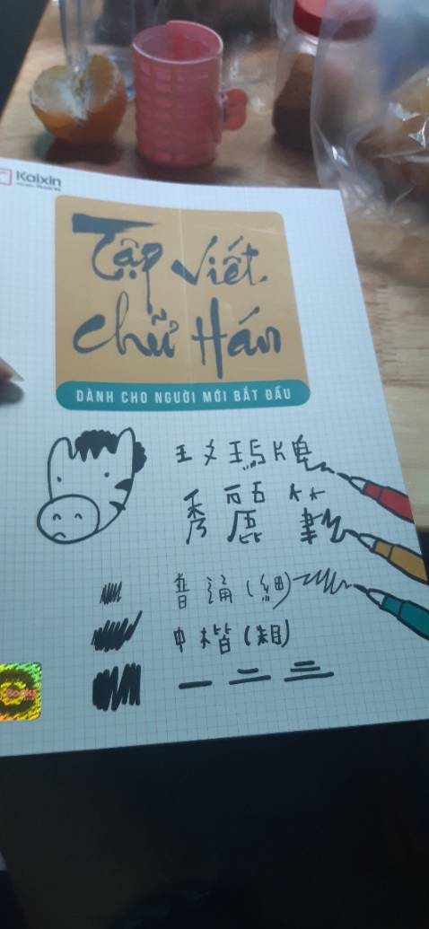 Sách đẹp phù hợp cho việc luyện viết