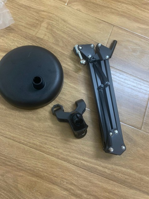 Chất lượng khỏi phải bàn luôn nhé các bạn. Vừa rẻ vừa ngon. Giá mà biết sớm hơn.
Quay góc bàn thì max ngon. Mog shop bán thêm đèn loại tốt nữa để mua