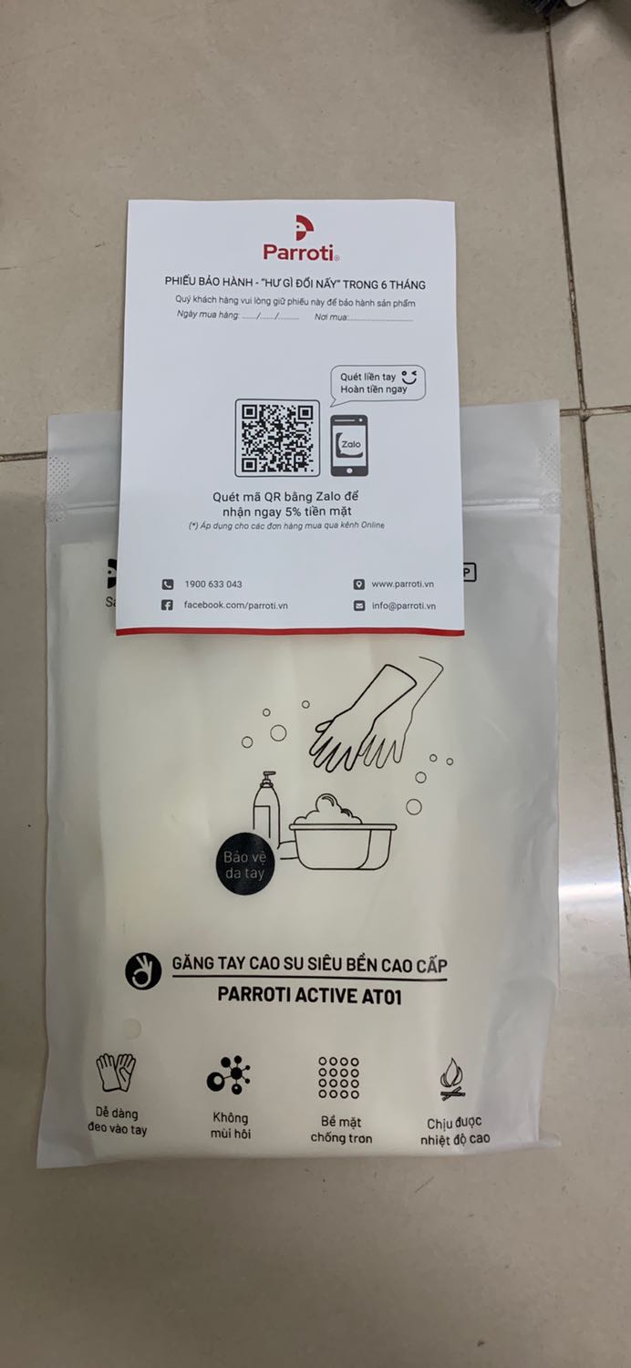 Găng tay dai, có phiếu bảo hành sp 6 tháng. Xài 1 thời gian sẽ bị vàng nhưng vẫn bền. Hơi rộng so với tay mình. Nếu có size S thì tốt hơn, đỡ bị trơn trượt khi găng tay không bám dính vào tay