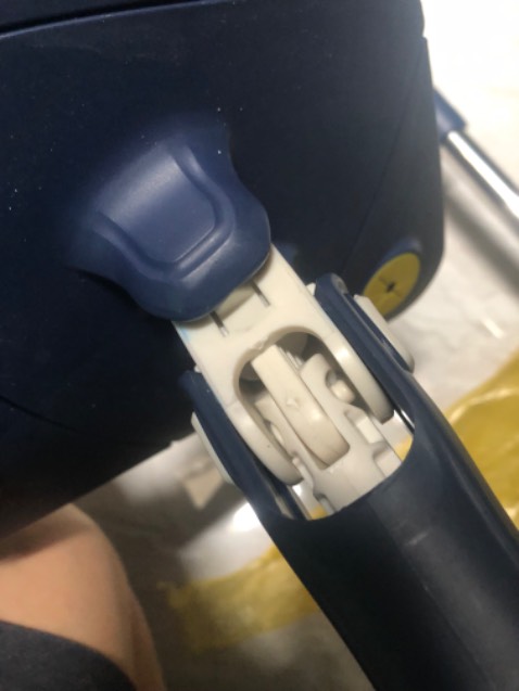 1 cái thì không kéo nên k  được ,1 cái thì kéo được 1 bên , hàng không như quảng cáo????