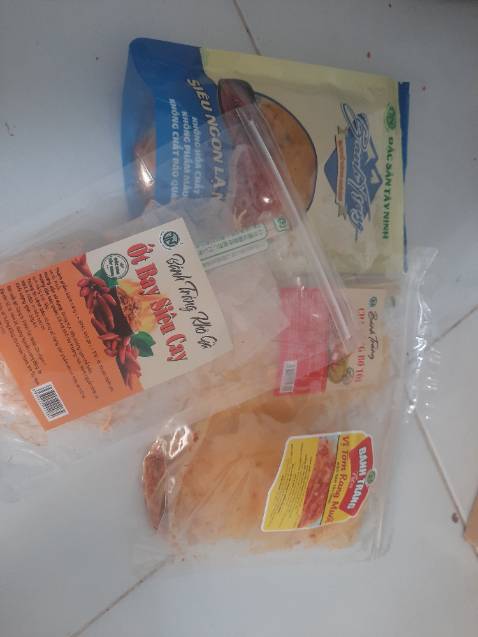 Bánh tráng ngon, sạch sẻ, đủ số lượng, giao hàng nhanh.