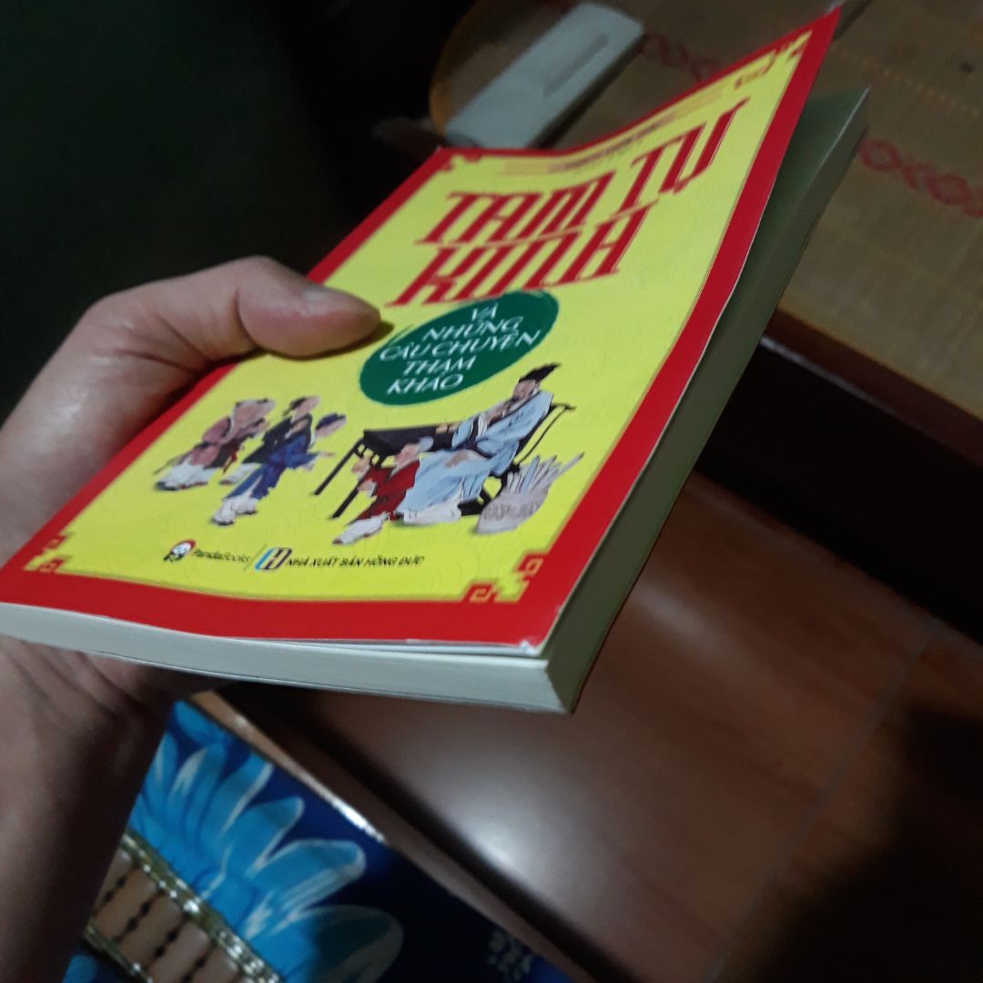 vận chuyển sách bị sờn các góc nhưng vẫn ok