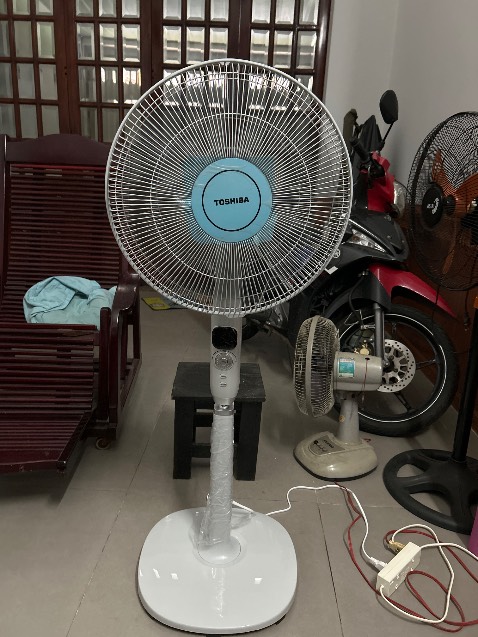 Hàng đúng mẫu quảng cáo , đẹp
Đã sử dụng, chạy rất êm.