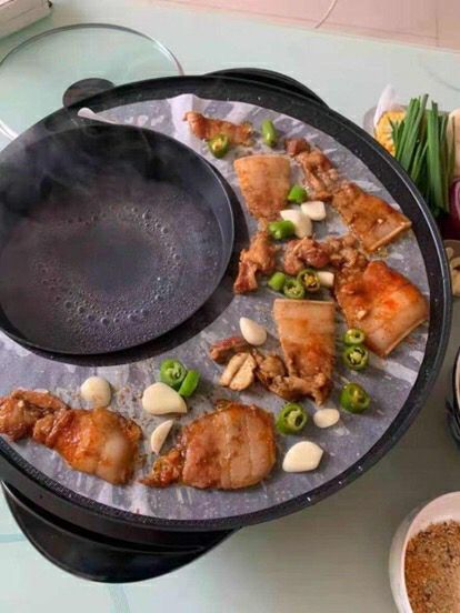 Bếp  nóng nhanh,k bị dính,có cdo tự ngắt..nên mua nha mn owiiiiiii