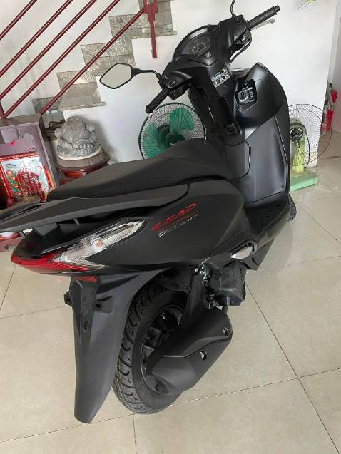 Giá họp lý! hơn so với việc mua họp lý khi dc trả góp qua thẻ tín dụng