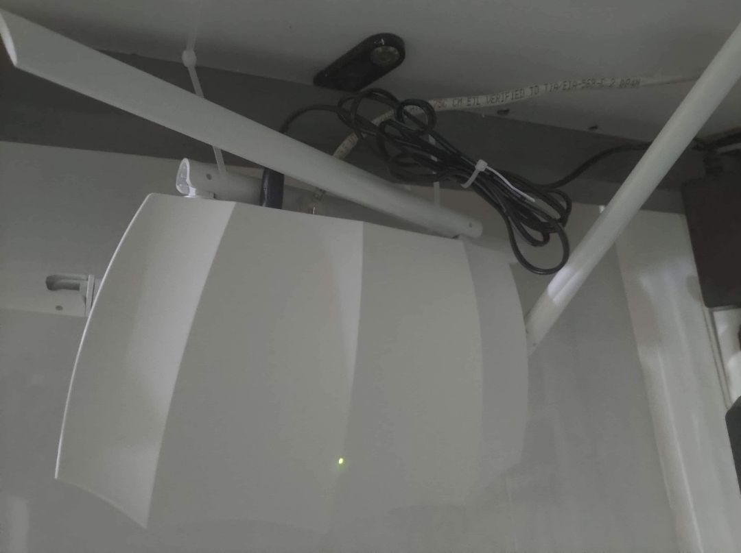 Mạnh rất mạnh tuy nhiên không rõ nguyên nhân rất hay bị giật lát không ổn định thỉnh thoảng rớt mạng luôn ( trong khi Modern nhà mạng vẫn bt)
Tuy nhiên chính sách Tiki siêu tốt trả hàng báo lỗi hoàn tiền rất chuyên nghiệp