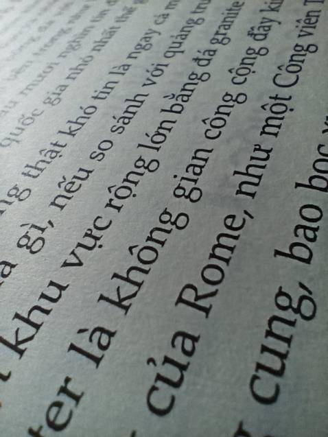 Giao hàng nhanh, chất lượng rất tốt, không bị móp bìa, rất hài lòng