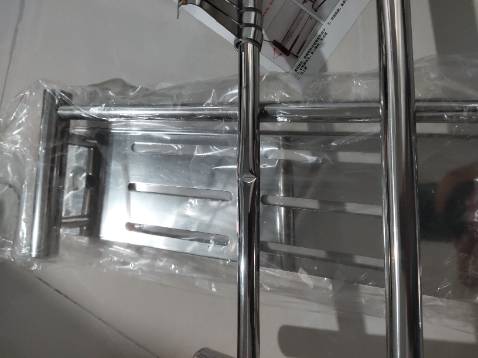 Hàng bị móp, inox mỏng, k chắc chắn. Các bạn nên cân nhắc trc khi mua