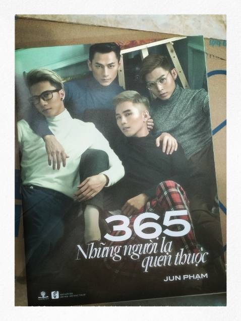 Thích mấy ảnh quá chời nên tìm kiếm sách này để được ngắm mấy ảnh nhiều hơn 😚😚😚