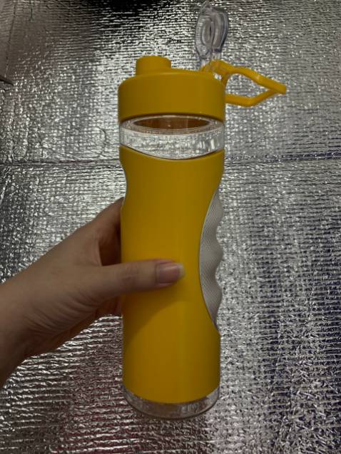 Shop đóng gõi kĩ chắc chắn sản phẩm như mô tả chất lượng đáng tiền nên mua nhé