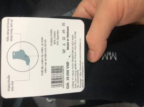 Cực kì cực kì hài lòng, rất đáng tiền nha!
Giao nhanh, đóng gói kĩ, cẩn thận, sản phẩm có tem mác đầy đủ thông tin xuất sứ, 90% cotton.
Chất liệu cổ chun co giãn tốt, chân mình bé xíu xíu vẫn mang vừa. 
Tất khá dày dặn, chất cotton nên thoái mái, mát, không bí chân khi mang. Có tem kháng khuẩn khử mùi, giá tiền 35k 1 đôi nhưng mua theo combo chỉ còn chưa đến 25k/đôi.
Rất hài lòng về sản phẩm, cách đóng gói, đến giao hàng và chắc chắn mình sẽ còn mua lại trong tương lai.