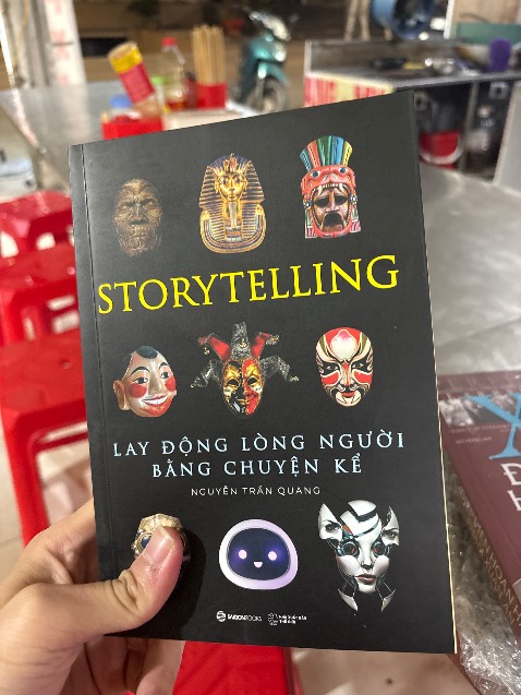 Hình thức đẹp. Sách còn rất mới. Mình thích sách được bọc nguyên seal hơn.