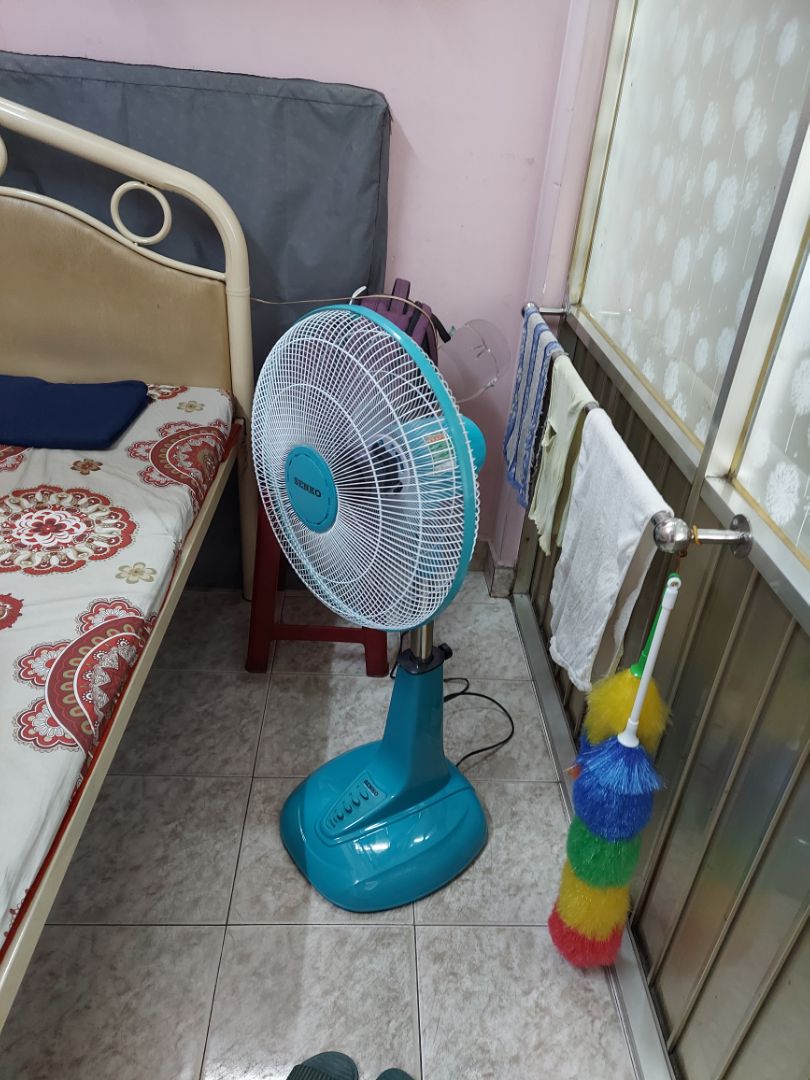 Hàng ổn trong tầm giá,  shop đóng gói cẩn thận, chất lượng thì dùng mới biết. Hàng ổn trong tầm giá,  shop đóng gói cẩn thận, chất lượng thì dùng mới biết.