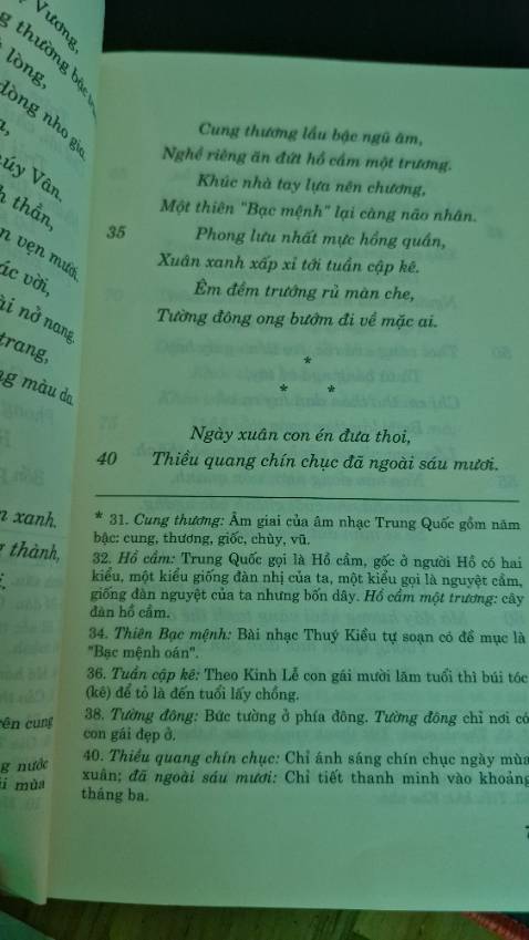 Tiki giao hàng nhanh, sách mới, giá rẻ, chất lượng giấy tốt, sách thuộc nxb Văn Học nên các bạn yên tâm mua nhé!