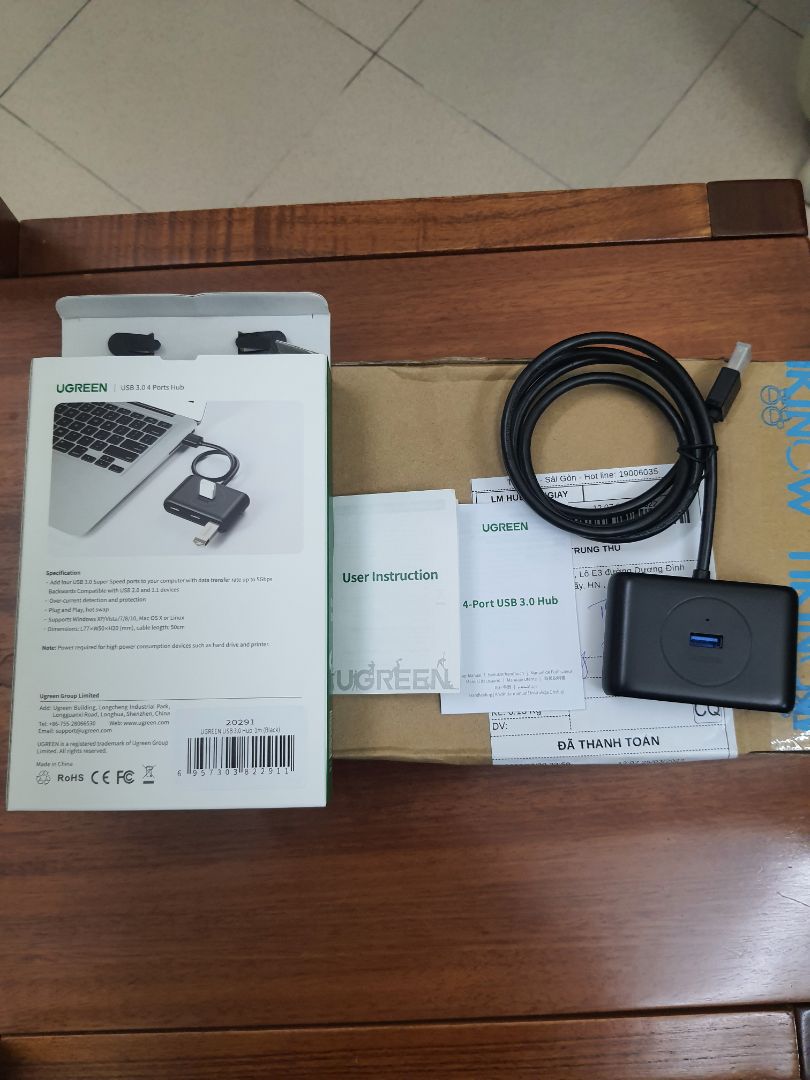 Hàng chính hãng. Tiki giao hàng nhanh, free ship. Cắm tai nghe, chuột, bàn phím OK. Có thêm kết nối nguồn dạng micro USB khi cần nguồn thêm. Hàng Ugree thì chuẩn rồi.