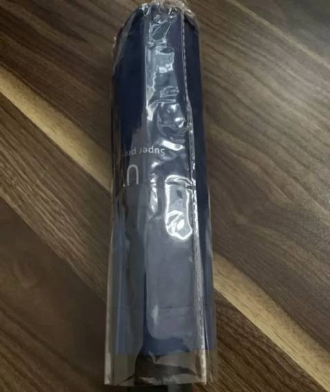 Dù to và chắc chắn lắm. Dễ dàng gắp mở. Màu khá đẹp.  Shop tư vấn siêu nhiệt tình luôn nhé ... Giao hàng lại cực nhanh