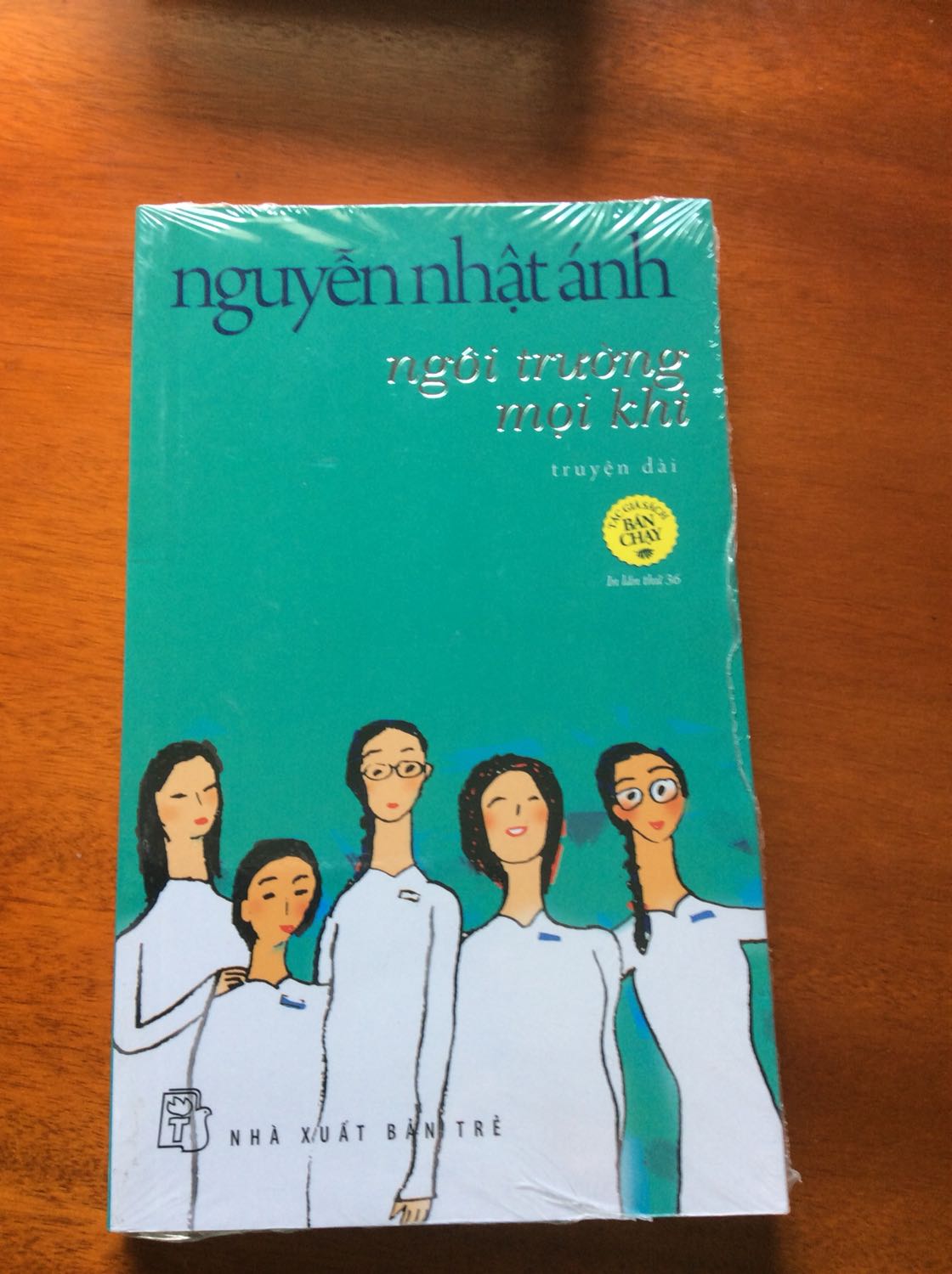 Sách đẹp khiến mik rất hài lòng. Mik mua luôn 11 cuốn mà chỉ mới giao 9 cuốn thôi. Vì ms giao nên chưa đọc nhưng như vầy là ưng lắm rồi 
Hihihi
Yêu TIKI và sẽ ủng hộ TIKI hoài hoài