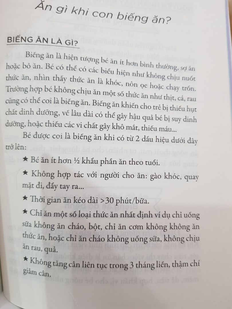 Sách hay. các mẹ chuẩn bị cho con ăn dặm nên tham khảo trước để tập ngay từ đầu. viết dạng trả lời câu hỏi rất dễ hiểu. nội dung sách có nói về ưu điểm và khuyết điểm của ăn dặm truyền thống, ăn dặm tự chỉ huy, ăn dặm kiểu nhật. Sách hay. các mẹ chuẩn bị cho con ăn dặm nên tham khảo trước để tập ngay từ đầu. viết dạng trả lời câu hỏi rất dễ hiểu. nội dung sách có nói về ưu điểm và khuyết điểm của ăn dặm truyền thống, ăn dặm tự chỉ huy, ăn dặm kiểu nhật.
